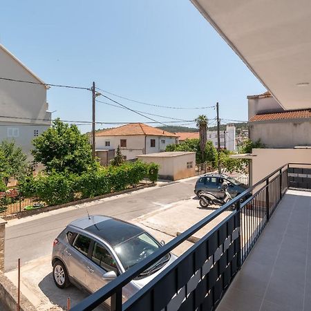Apartman Galeb Трогир Экстерьер фото