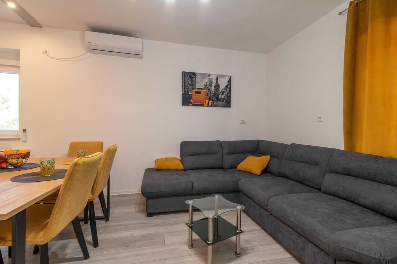 Apartman Galeb Трогир Экстерьер фото