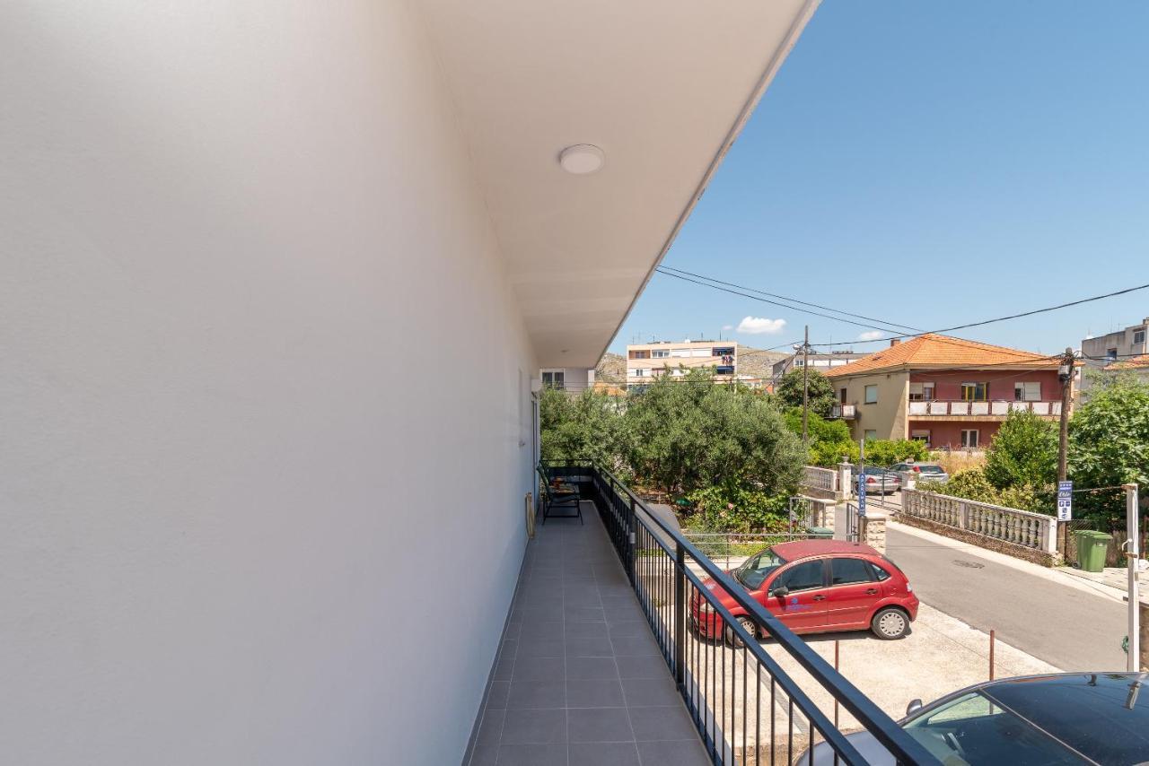Apartman Galeb Трогир Экстерьер фото