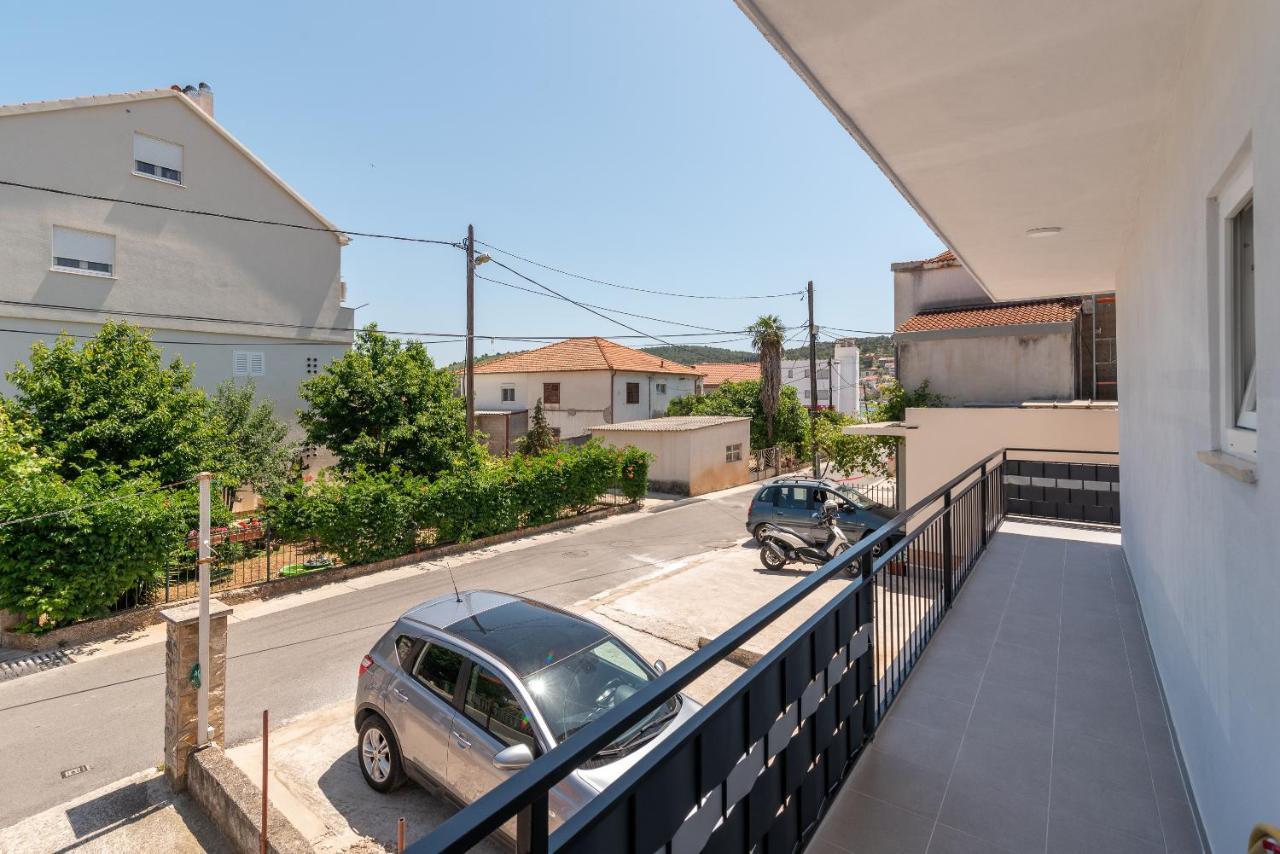 Apartman Galeb Трогир Экстерьер фото