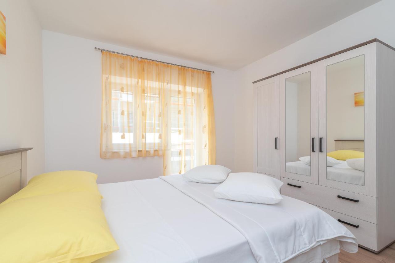 Apartman Galeb Трогир Экстерьер фото